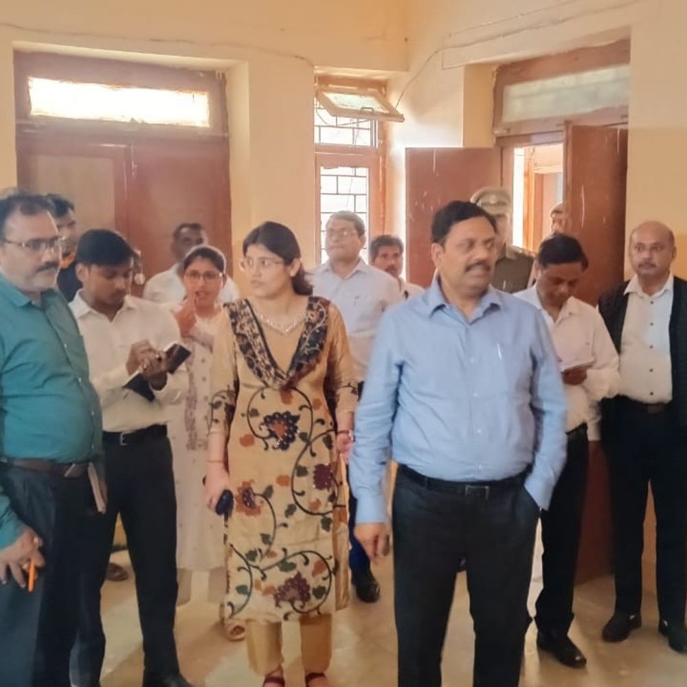 औरैया डीएम ने बिधूना तहसील का निरीक्षण किया:अभिलेखागार में अव्यवस्था देख जताई नाराजगी, दिए सुधार के निर्देश