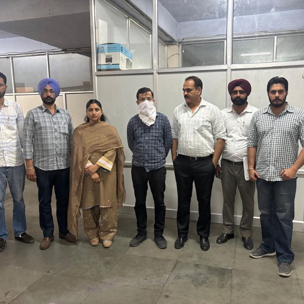 ब​ठिंडा में ड्रग इंस्पेक्टर ₹1 लाख रिश्वत लेते गिरफ्तार:  फैक्ट्री मालिक से ₹10 लाख या हिस्सेदारी मांग रहा था, कई से हिस्सा लेने का आरोप – Bathinda News