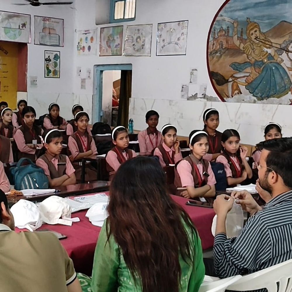 मेरठ में नदियों के संरक्षण पर सेमिनार:छात्रों को गंगा के महत्व और पुनर्जीवन के प्रयासों की जानकारी दी गई