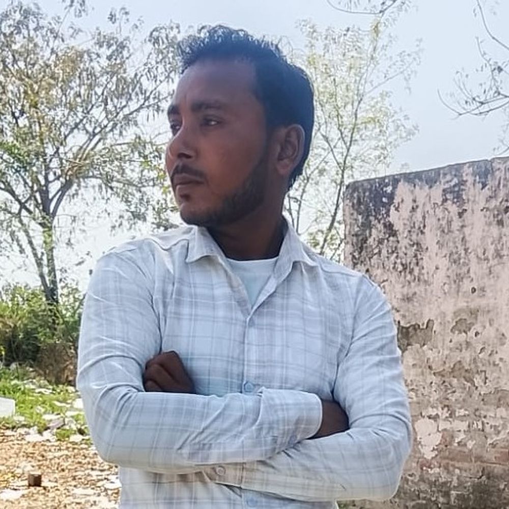 बाराबंकी में युवक की गला काटकर हत्या:गांव से 200 मीटर दूर गेहूं के खेत में मिला शव, पुलिस ने किया चार टीमों का गठन