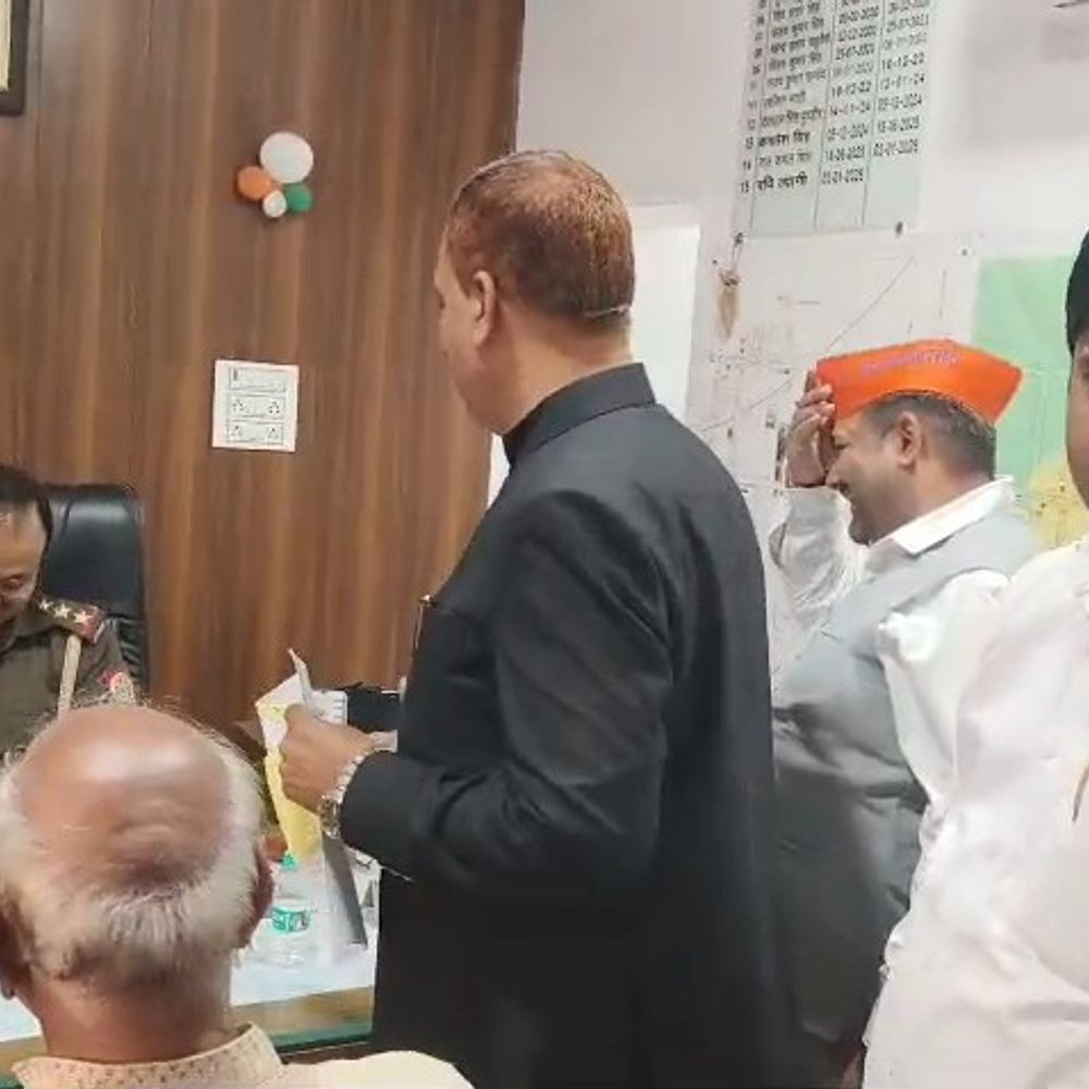 14 साल बाद मिली लापता छात्रा:युवक पर अपहरण, दुष्कर्म और जबरन धर्म परिवर्तन का केस दर्ज, मथुरा में थाने पहुंची पीड़िता