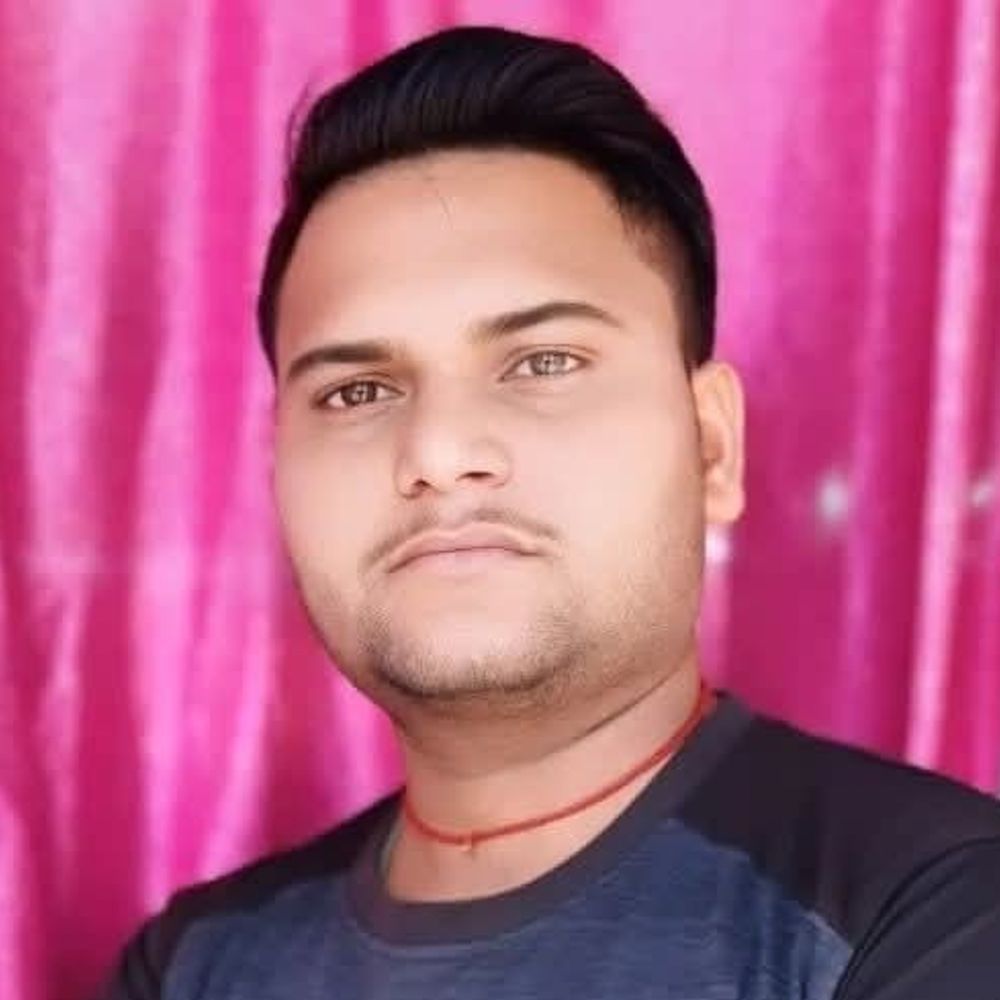 हाथरस में युवक का शव फांसी पर लटका मिला:पत्नी से चल रही थी अनबन, ससुरालियों पर हत्या का शक