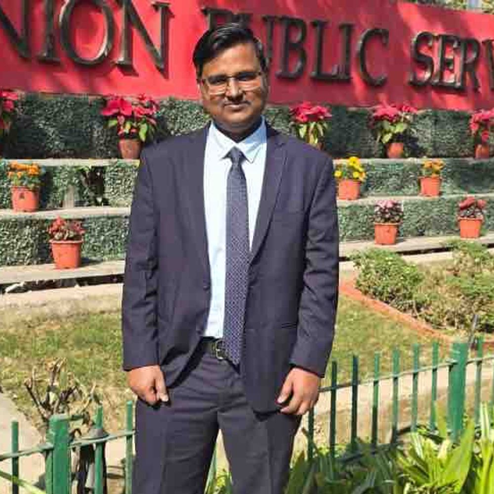 प्रयागराज के अभिषेक विश्वकर्मा का UPSC में चयन:पिता रिटायर्ड सुपरवाईजर; तीसरे प्रयास में आई 650वीं रैंक