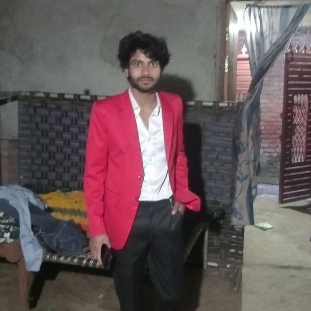 लखीमपुर सड़क हादसे में मामा-भांजे की मौत:बहनोई के घर से होली मिलकर लौट रहा था रोहित, जल्द होने वाली थी शादी