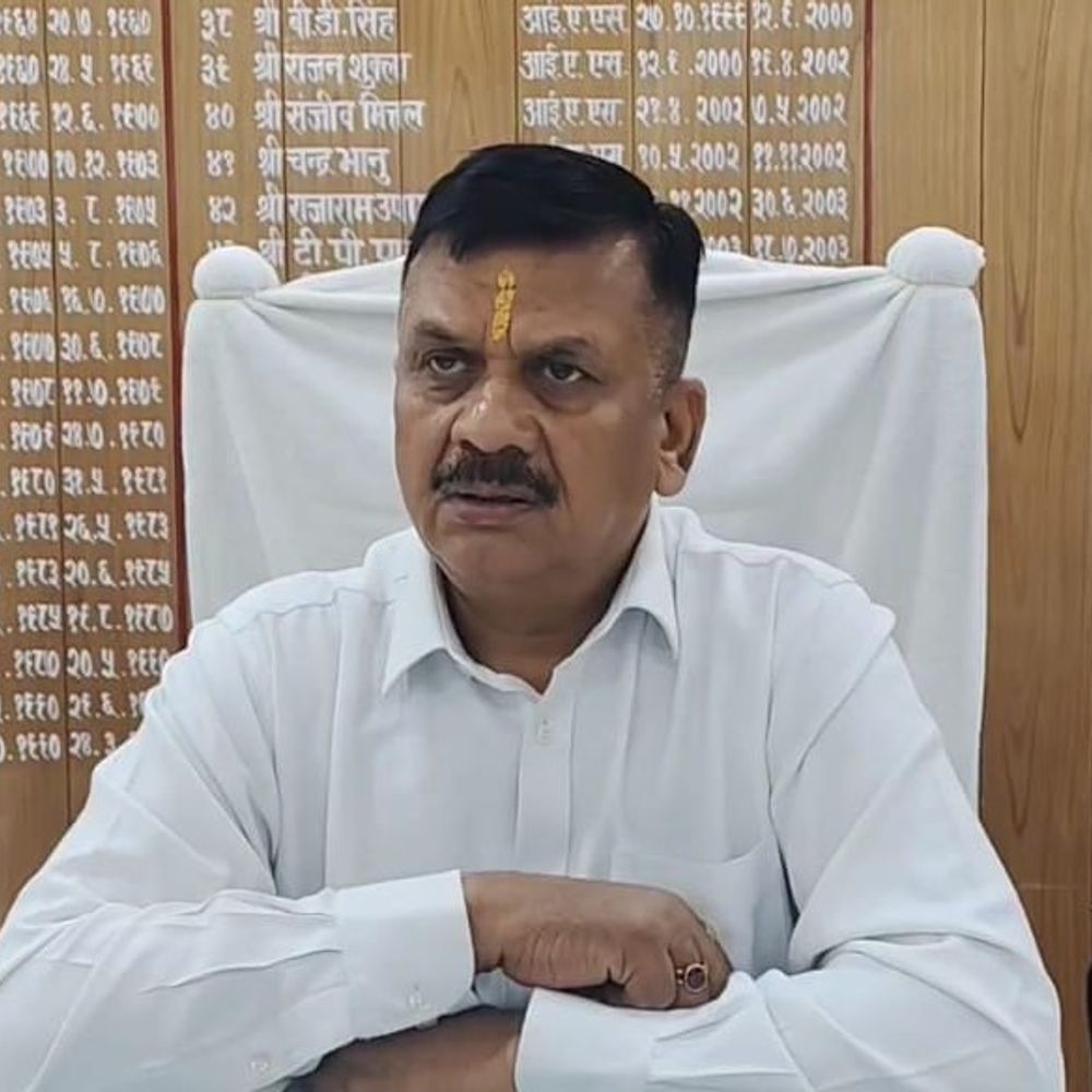 जौनपुर के 23 लोग खाड़ी देशों से लौटना चाहते हैं:ईरान-इजरायल तनाव के बीच परिजनों ने लगाई गुहार, प्रशासन ने बनाया कंट्रोल रूम