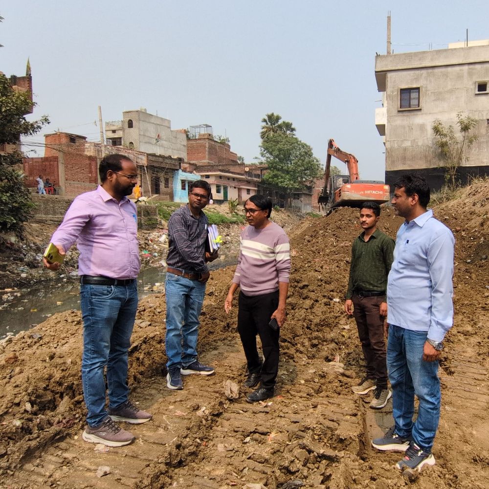 बलिया सीआरओ ने कटहल नाले का निरीक्षण किया:मानसून पूर्व संरक्षण और सुंदरीकरण के निर्देश दिए