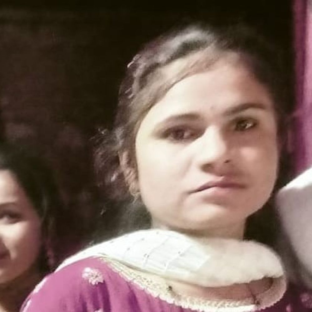 युवक की धमकियों से परेशान युवती ने खाया जहर:शादी तोड़ने के बाद कर रहा था परेशान, परिवार को मारने की दी थी धमकी