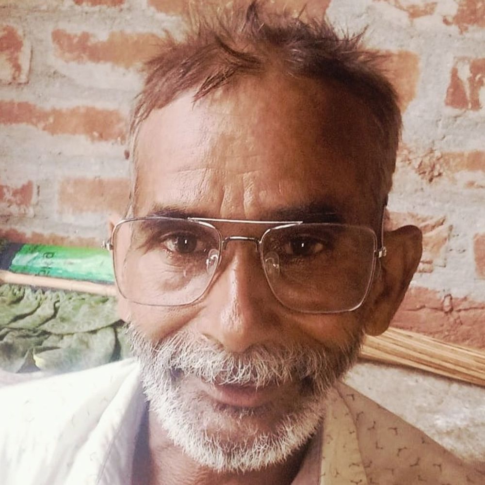 सीतापुर में किसान की सड़क हादसे में मौत:NH-30 पर तेज रफ्तार कार ने मारी टक्कर, लखनऊ ले जाते समय दम तोड़ा