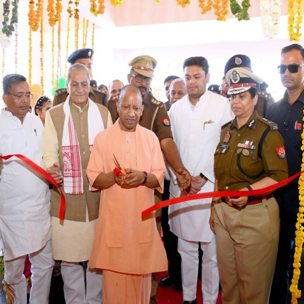 वृंदावन में खुला हाईटेक पर्यटन थाना:सीएम ने किया उद्घाटन,देशी- विदेशी श्रद्धालुओं की सुरक्षा के लिए अत्याधुनिक सुविधाओं और स्मार्ट सर्विलांस से लैस