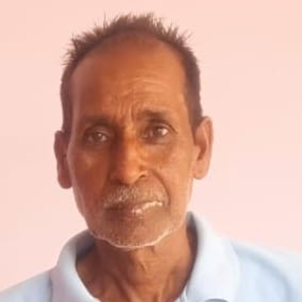 फर्रुखाबाद में बाइक की टक्कर से बुजुर्ग की मौत:साइकिल सवार डालसिंह की जान गई, दो युवक गंभीर घायल