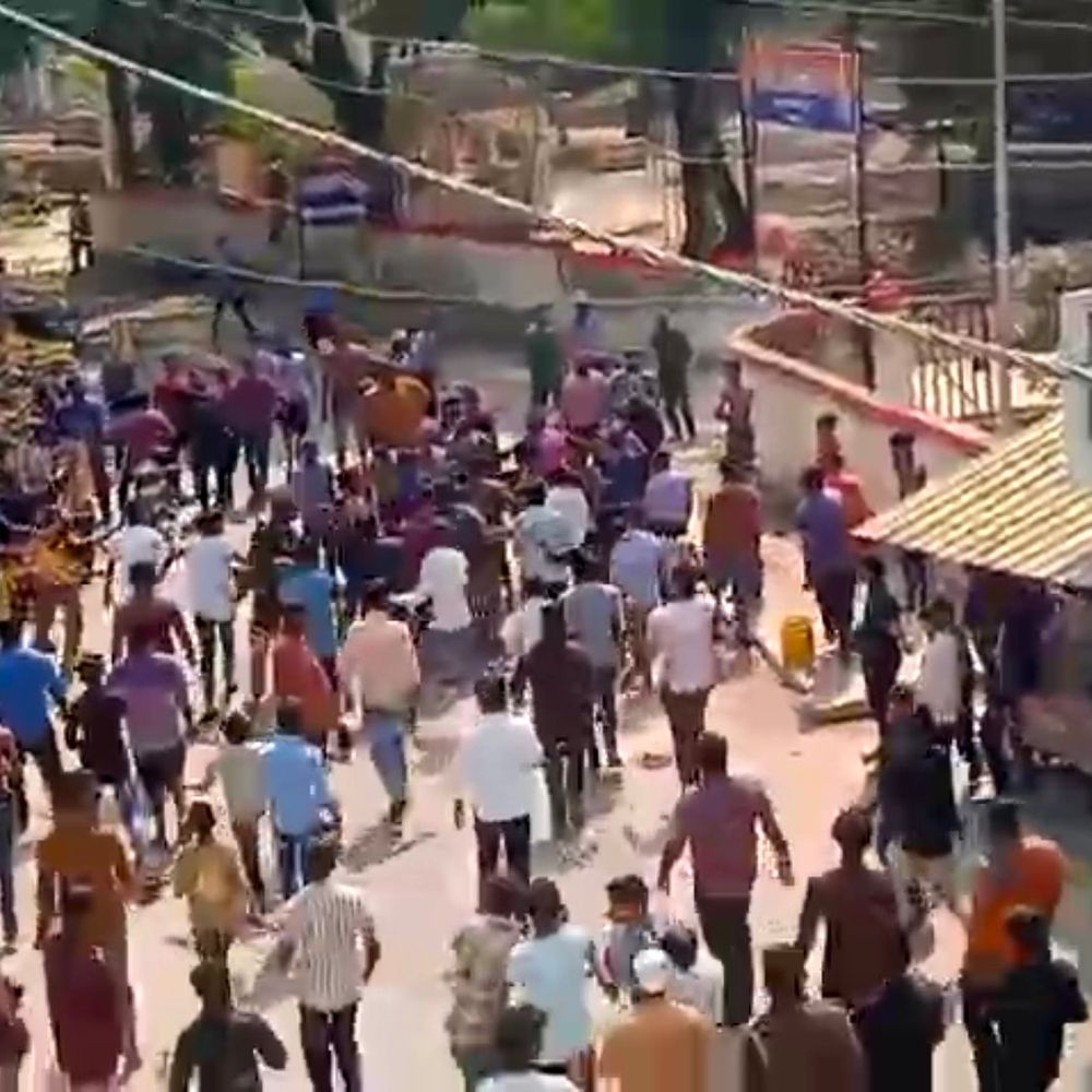 एसपी ने SSI को किया लाइन हाजिर:प्रतापगढ़ में होली पर मस्जिद की दीवार पर रंग फेंकने के आरोप में दो युवकों को पीटा था