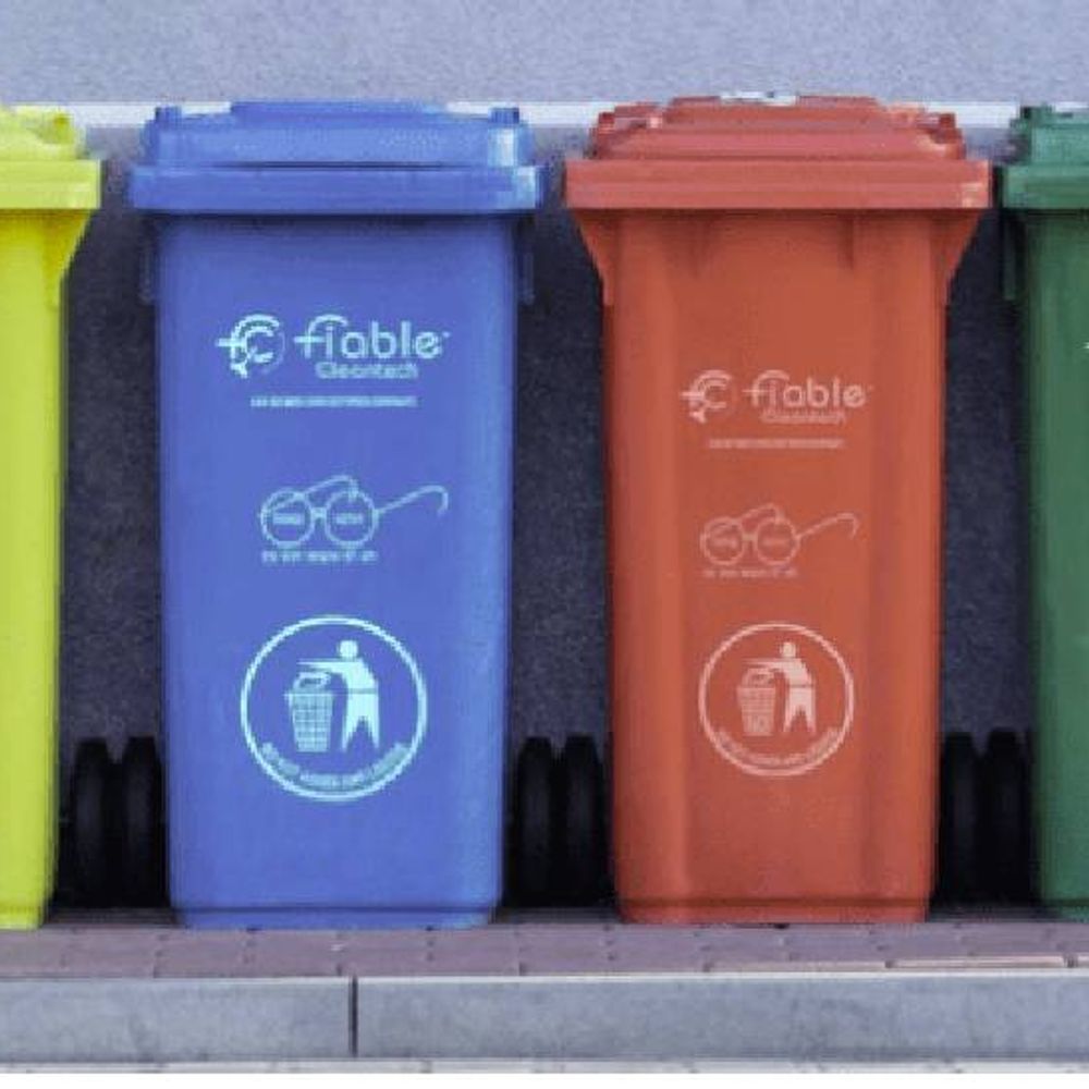 वाराणसी में नगर निगम देगा भवन स्वामियों को डस्टबीन:घर से ही चार डस्टबिन में मिलेगा कूड़ा, लापरवाही पर होगी कर्मियों की जवाबदेही