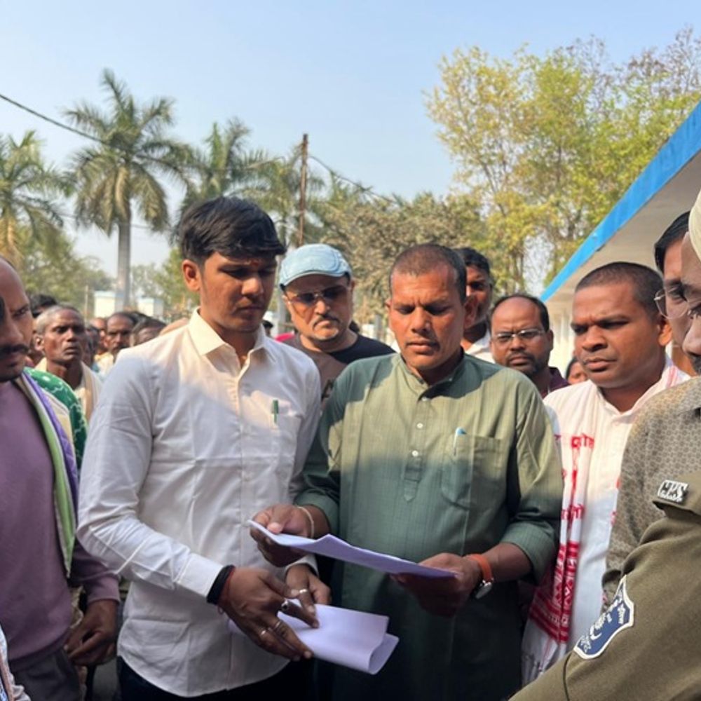 पंडो परिवारों को धमकाने वालों के खिलाफ दर्ज हुई FIR:  विशेष संरक्षित जनजाति समुदाय के लोगों की जमीनों पर कब्जा, प्रशासन ने भेजा नोटिस – Ambikapur (Surguja) News