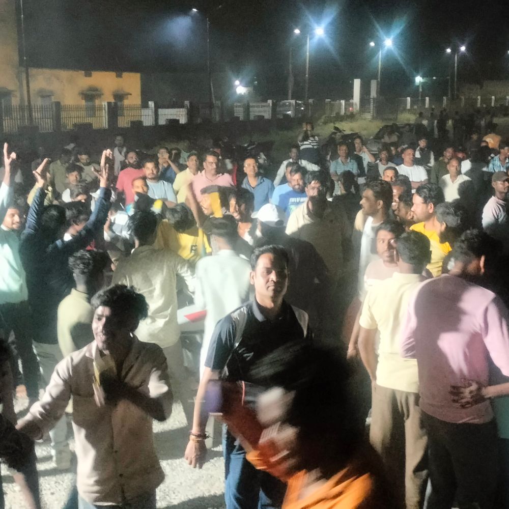 भारत की जीत पर बलौदाबाजार में सड़कों पर जश्न:  क्रिकेट फैंस ने ‘भारत माता की जय’ के लगाए नारे,सड़कों पर नगाड़े और आतिशबाजी की गूंज – baloda bazar News