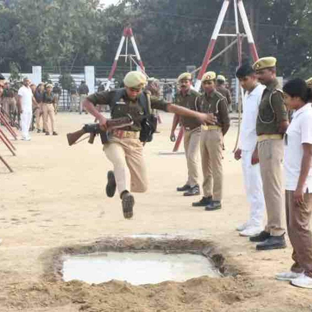 रामपुर में आरटीसी प्रशिक्षु आरक्षियों की बीपीईटी परीक्षा संपन्न:एसपी ने व्यवस्थाओं का जायजा लेकर निष्पक्षता के दिए निर्देश