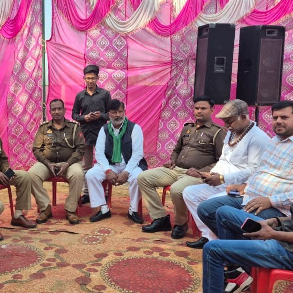 यूजीसी प्रदर्शन: खुर्जा से दिल्ली जा रहे लोग हाउस अरेस्ट:रामलीला मैदान जा रहे थे, पुलिस ने नेताओं-कार्यकर्ताओं को नजबंद किया