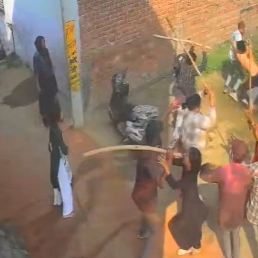 शाहजहांपुर में महिलाओं पर फायरिंग, FIR दर्ज:तीन दिन बाद भी आरोपी गिरफ्तार नहीं, तलाश में जुटी पुलिस