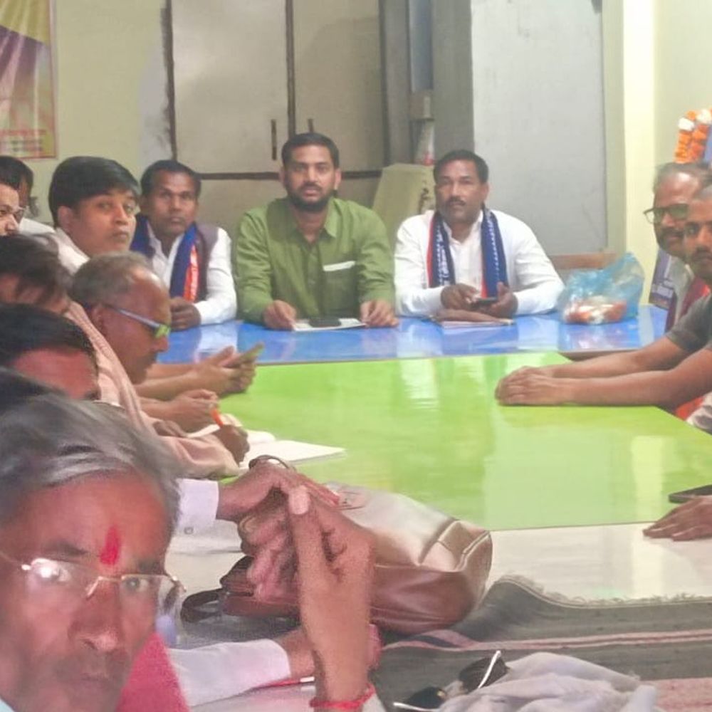 अपना दल (एस) पंचायत चुनाव में हर सीट पर लड़ेगा:प्रदेश सचिव ने फतेहपुर की मासिक बैठक में की घोषणा