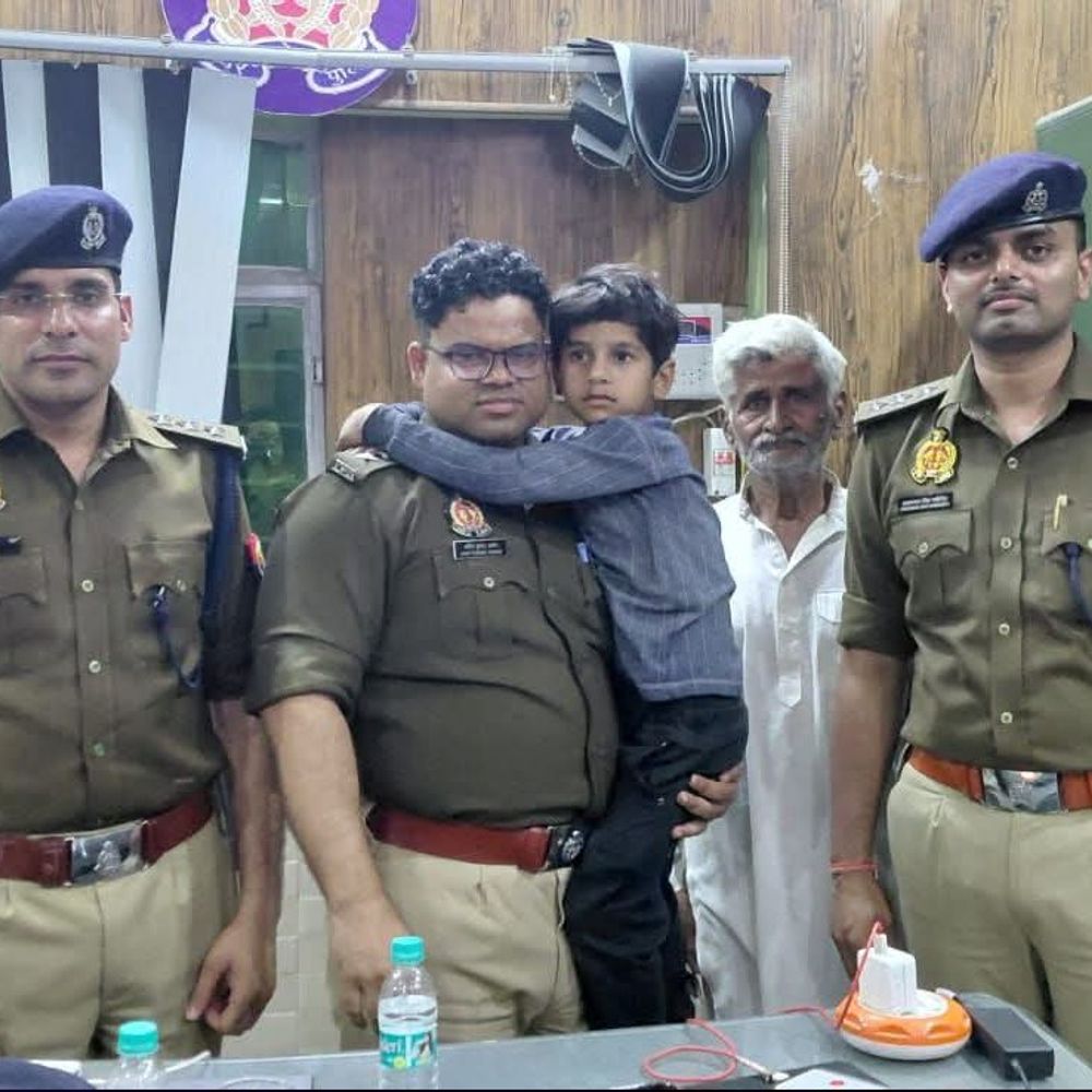 LKG छात्र का अपहरण, 6 घंटे में सकुशल बरामद:रिश्ते के भाई ने 12 लाख की फिरौती मांगी, 3 आरोपी गिरफ्तार