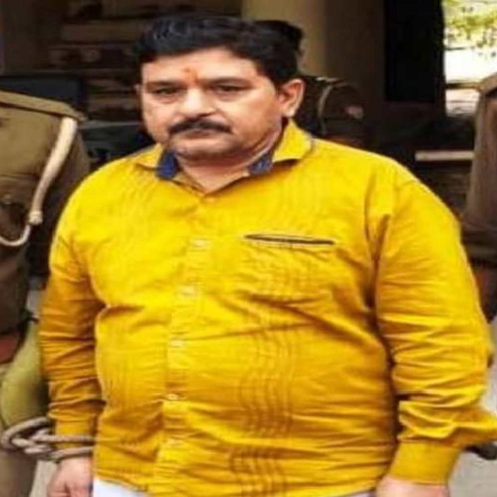 सीसामऊ पुलिस ने दीनू गैंग के मेंबर को किया गिरफ्तार:अवैध वसूली के मामले में फरार चल रहा था, 25 हजार का इनाम था