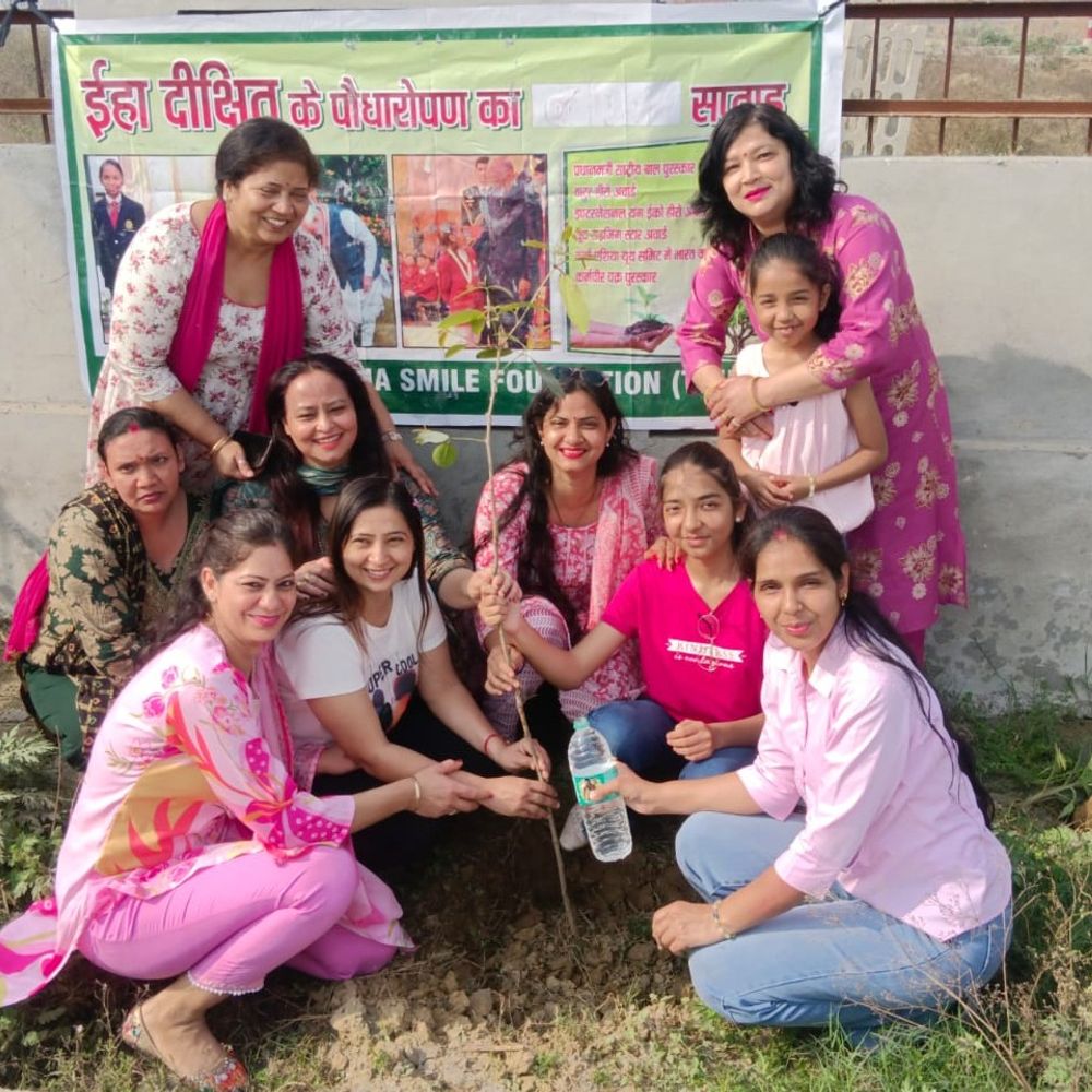 महिला दिवस पर समीप्ता ग्रुप का पौधारोपण:महिलाओं ने लिया पर्यावरण संरक्षण का संकल्प,हरियाली बढ़ाने का दिया संदेश