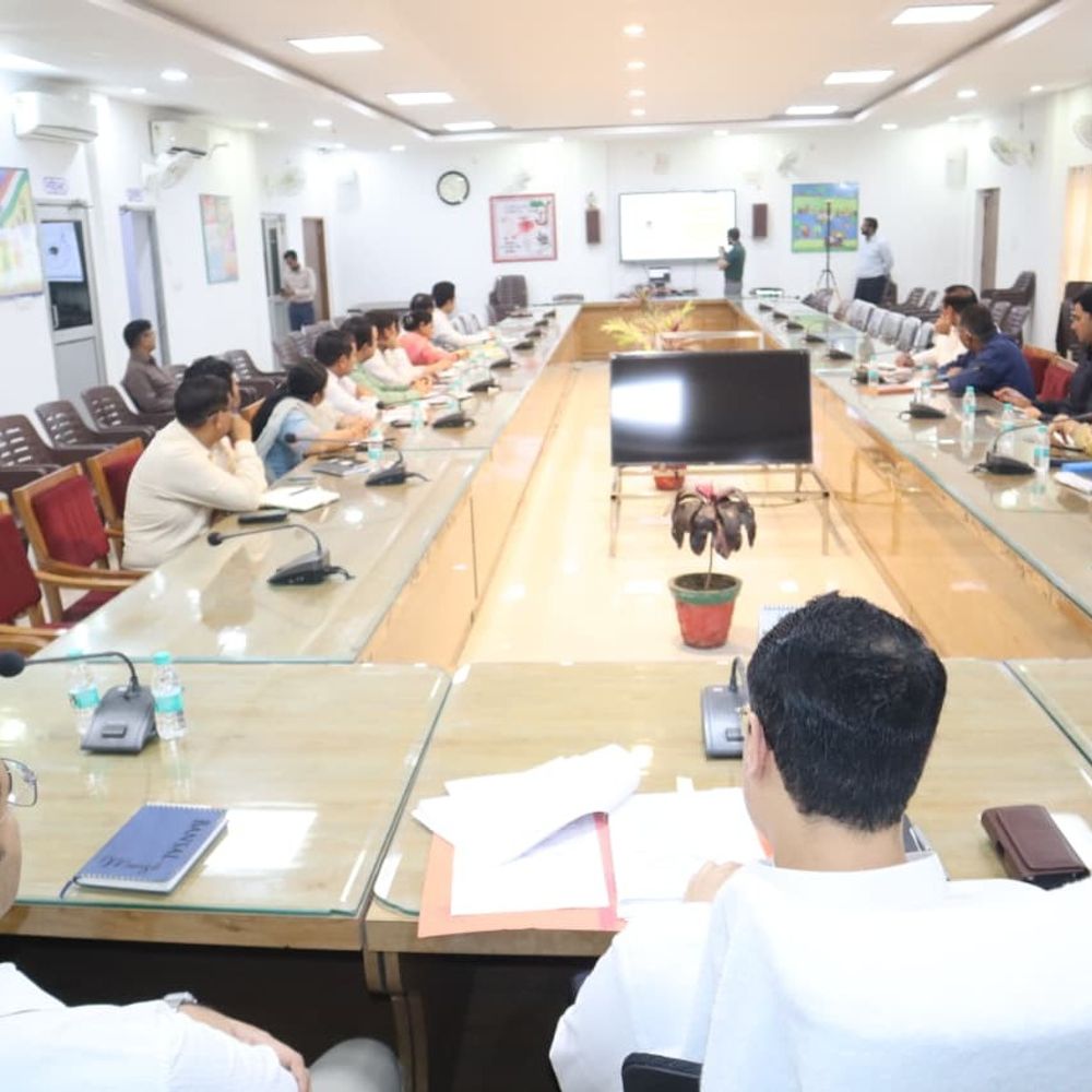 GNSS रोवर सर्वे पर मंडल स्तरीय प्रशिक्षण:सहारनपुर में राजस्व कार्यों को मिलेगी आधुनिक तकनीक से रफ्तार