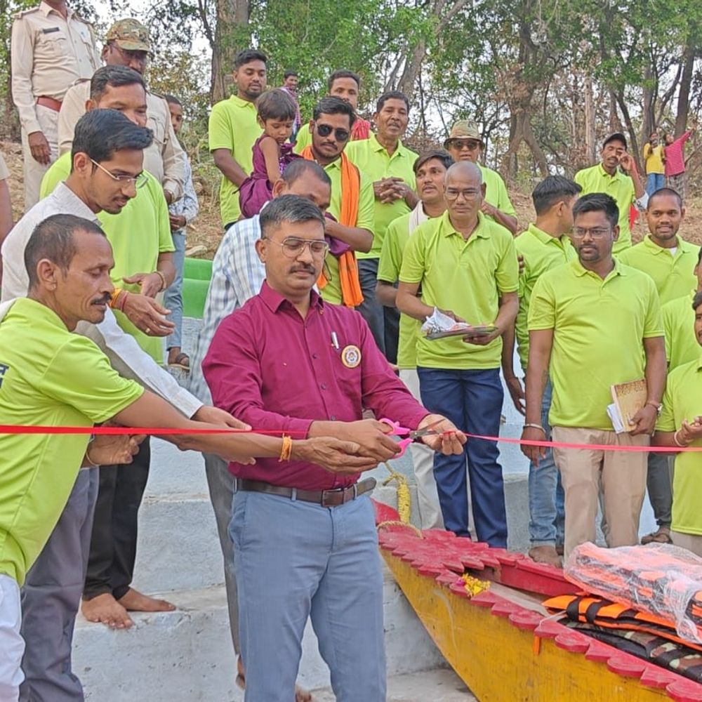 धमनी में ईको पर्यटन केंद्र का शुभारंभ:  डीएफओ ने किया नौका विहार का उद्घाटन ,प्रकृति से प्रेरणा ले कर लौटे युवाओं ने बनाया नौका विहार – baloda bazar News