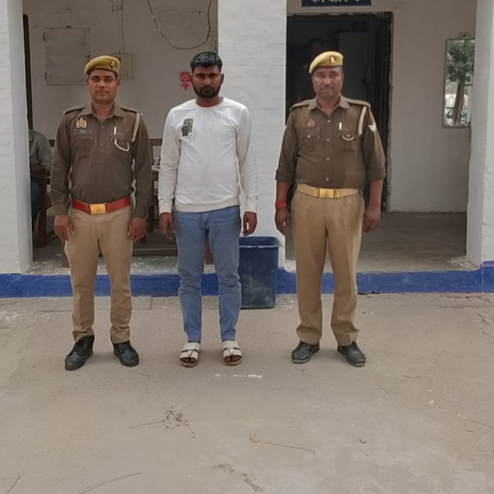 गोंडा में 50 हजार का इनामी मोहम्मद बिलाल गिरफ्तार:गौ-तस्करी में चल रहा था फरार, यूपी एसटीएफ और परसपुर पुलिस ने MP से पकड़ा