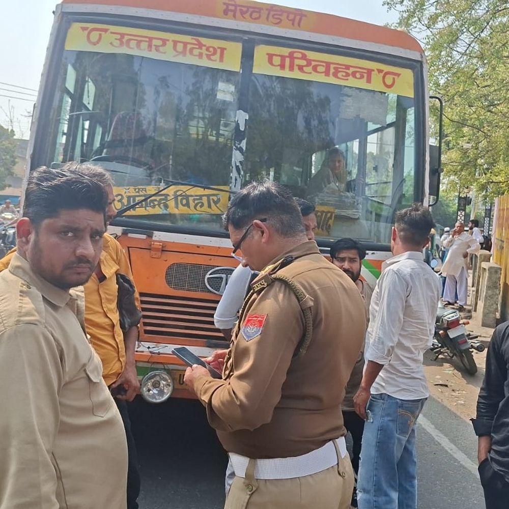 मुरादाबाद में रोडवेज बस ने गर्भवती महिला को रौंदा:  दिल्ली रोड पर हादसा, महिला की हालत गंभीर – Moradabad News