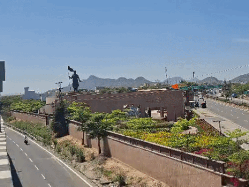 सार्वजनिक पार्क-ग्रीन एरिया में बिना अनुमति किया स्थाई निर्माण:  एडीए, प्रदूषण मंडल को शिकायत, कहा-केवल प्रतिमा की अनुमति, अन्य निर्माण हटाएं – Ajmer News