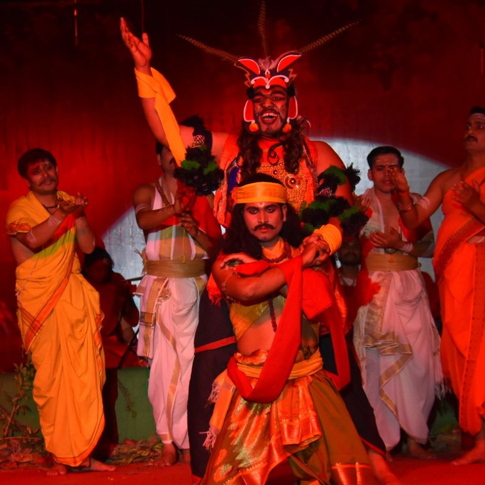 BHU में संस्कृत नाटक ‘मध्यमव्यायोग’ का सफल मंचन, PHOTO:विद्यार्थियों ने ही किया अभिनय, कुलपति बोले-रंगमंच समाज में संवेदनशीलता लाती है