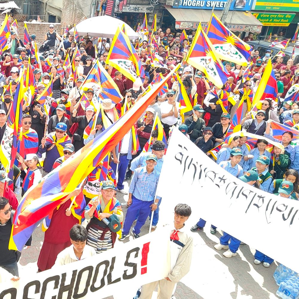 कांगड़ा में तिब्बती विद्रोह दिवस पर चीन के खिलाफ प्रदर्शन:  आजादी के समर्थन में निकाला विरोध मार्च, विदेशी पर्यटक भी हुए शामिल – Dharamshala News
