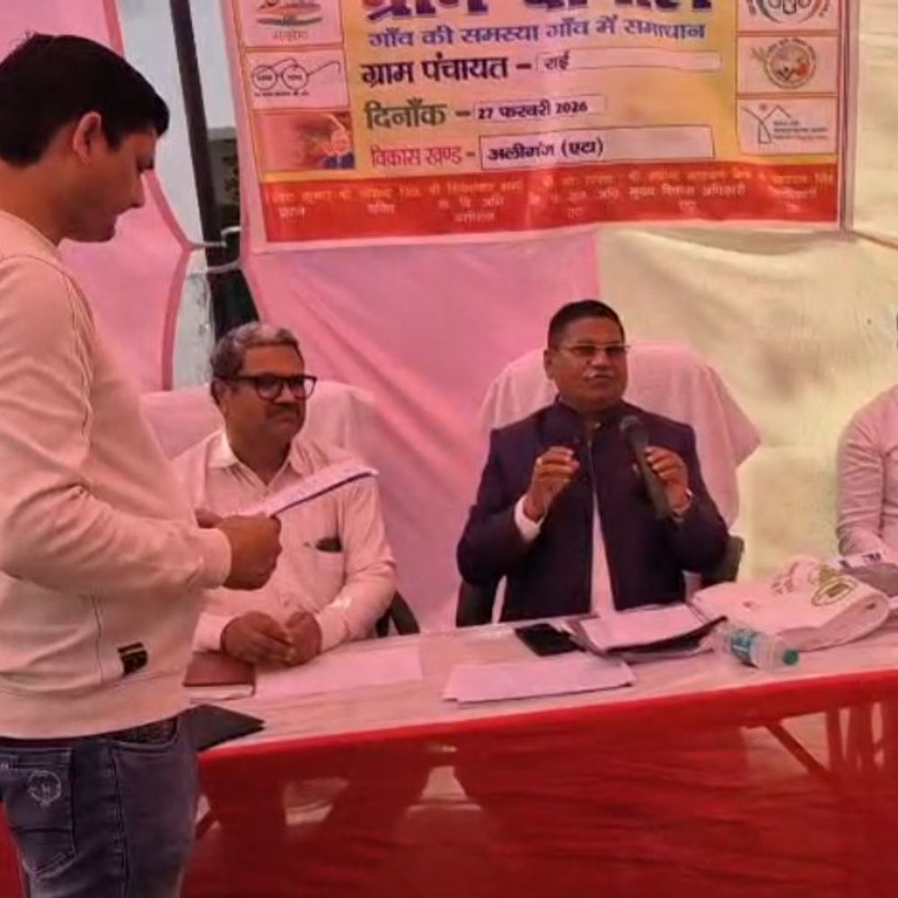 एटा CDO का रिश्वत मांगने का आरोप:प्रत्येक आंगनबाड़ी से 10 हजार हजार रुपए मांगे थे, शासन ने लिया संज्ञान