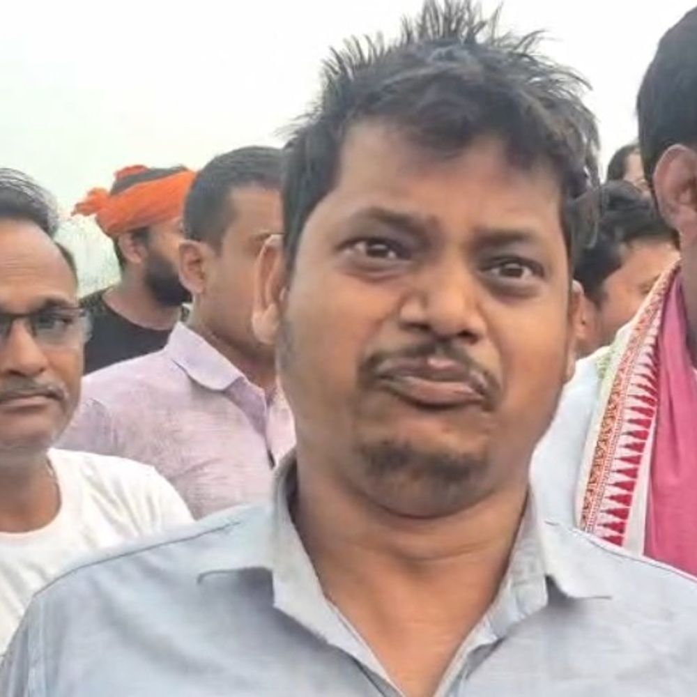 इलेक्ट्रीशियन का शव पेड़ से लटका मिला:परिजनों ने हत्या की आशंका जताई, फॉरेंसिक टीम ने साक्ष्य इकट्‌ठा किए