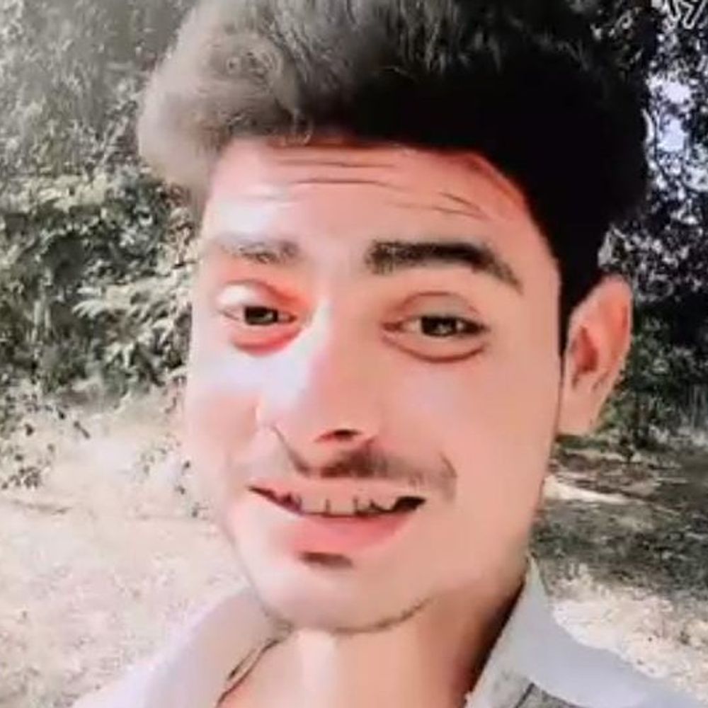 दो बाइकों की टक्कर में एक की मौत, 2 घायल:उन्नाव के जाजामऊ के पास हुआ हादसा, जिला अस्पताल रेफर