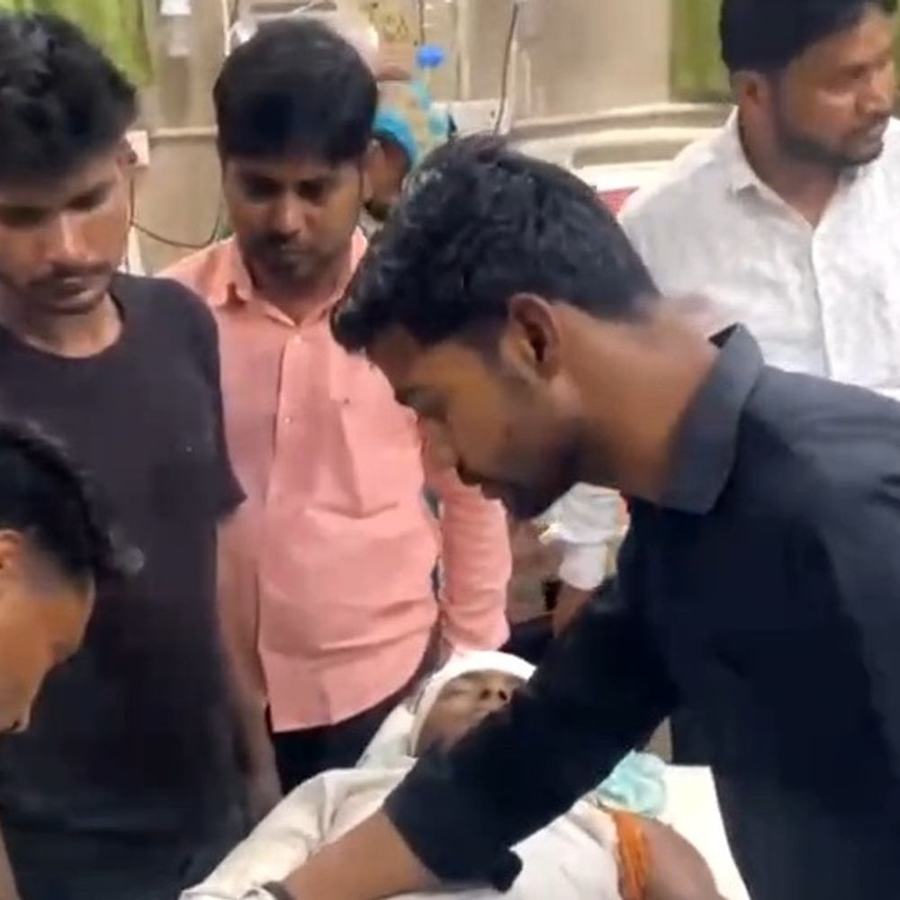 सड़क हादसों में परीक्षार्थी सहित 7 घायल:फर्रुखाबाद में दो को गंभीर हालत में हायर सेंटर रेफर किया गया