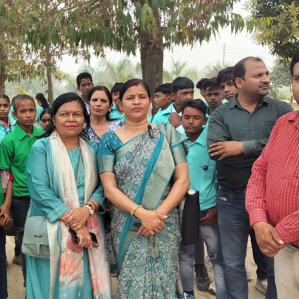 राष्ट्रीय आविष्कार अभियान: छात्रों ने किया कृषि विश्वविद्यालय का दौरा:आधुनिक डेयरी प्रबंधन, जैविक खेती तकनीकों से हुए अवगत