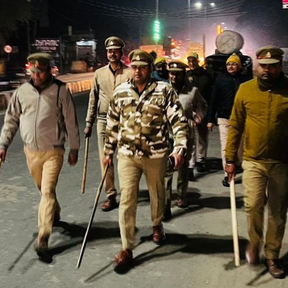 कमेटी के नाम पर 2 करोड़ की ठगी का आरोप:हापुड़ में 20 लोगों से धोखाधड़ी, 3 लोगों पर केस दर्ज