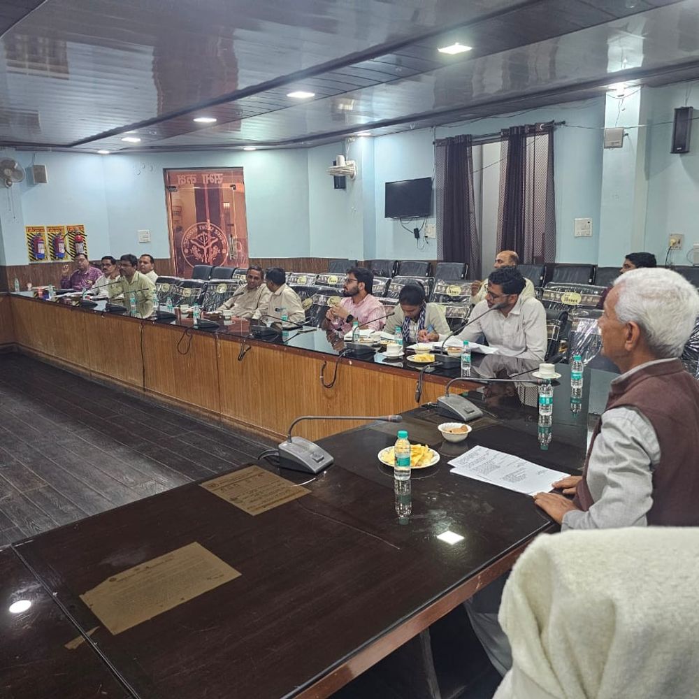 सिंचाई बंधु बैठक में किसानों ने उठाईं समस्याएं:सड़क, नहर और पिंक शौचालय निर्माण की मांग की