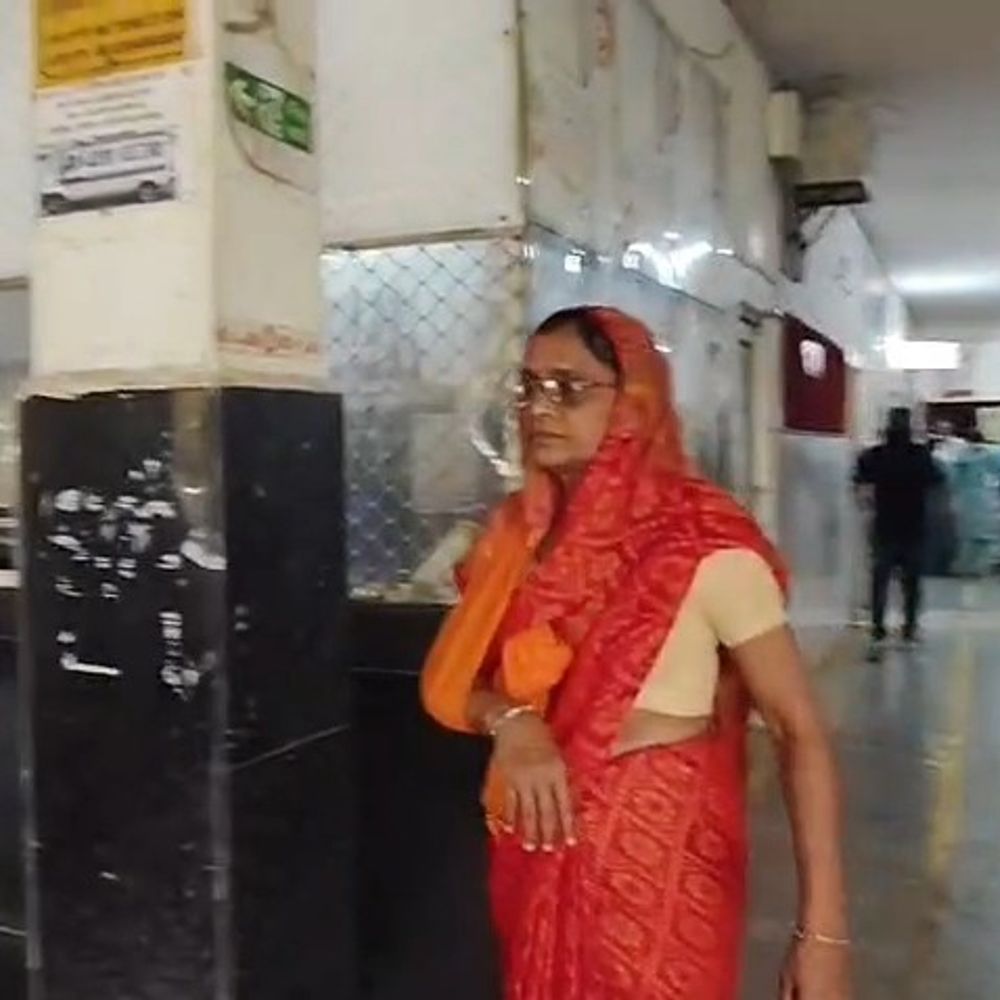 बहू और मायके पक्ष ने वृद्ध सास को पीटा:इटावा में घर में घुसकर जेवरात, नकदी ले जाने का आरोप