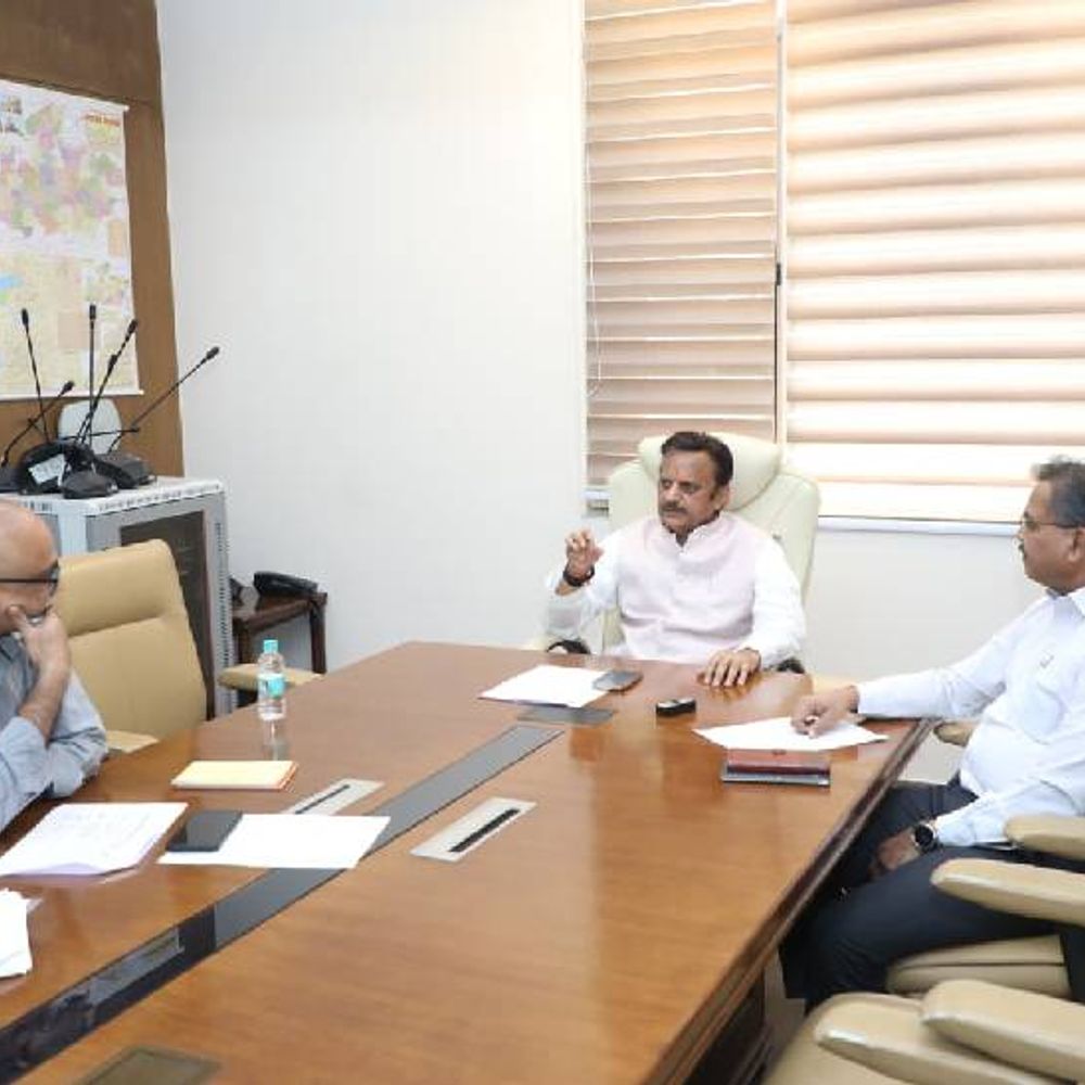 ‘निर्माणाधीन मेडिकल कॉलेज समय-सीमा में पूरे हों’:  डिप्टी सीएम ने दिए निर्देश, कहा-विशेषज्ञ डॉक्टरों की भर्ती प्रक्रिया आकर्षक बनाएं – Bhopal News