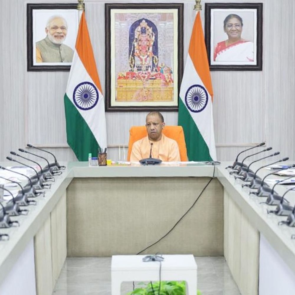 सीएम बोले प्रदेश में पेट्रोल-डीजल का कहीं भी अभाव नहीं:त्योहारों, पुलिस भर्ती परीक्षा और कानून व्यवस्था को लेकर अफसरों को दिए निर्देश