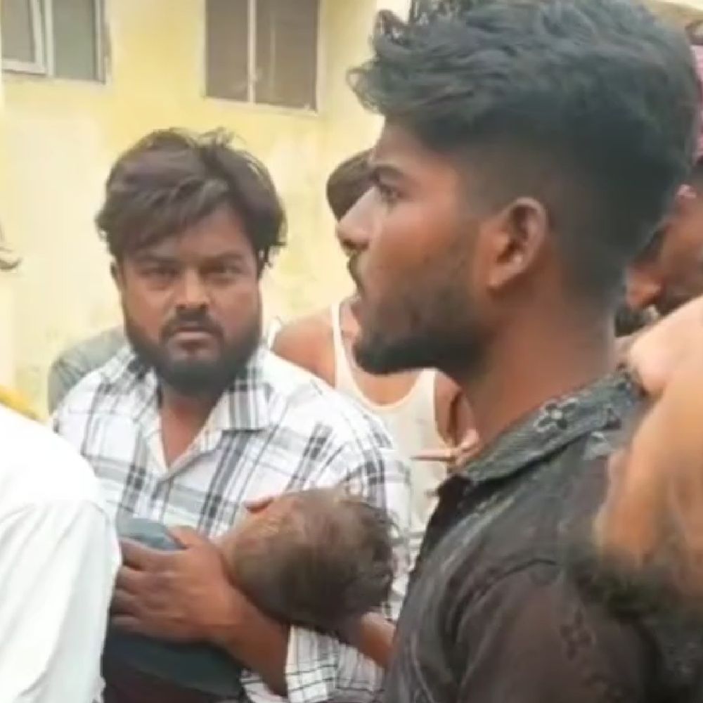 छोटी गंडक नदी में डूबने से मासूम की मौत:देवरिया के बिंदवलिया गांव में हादसा, परिवार में मातम