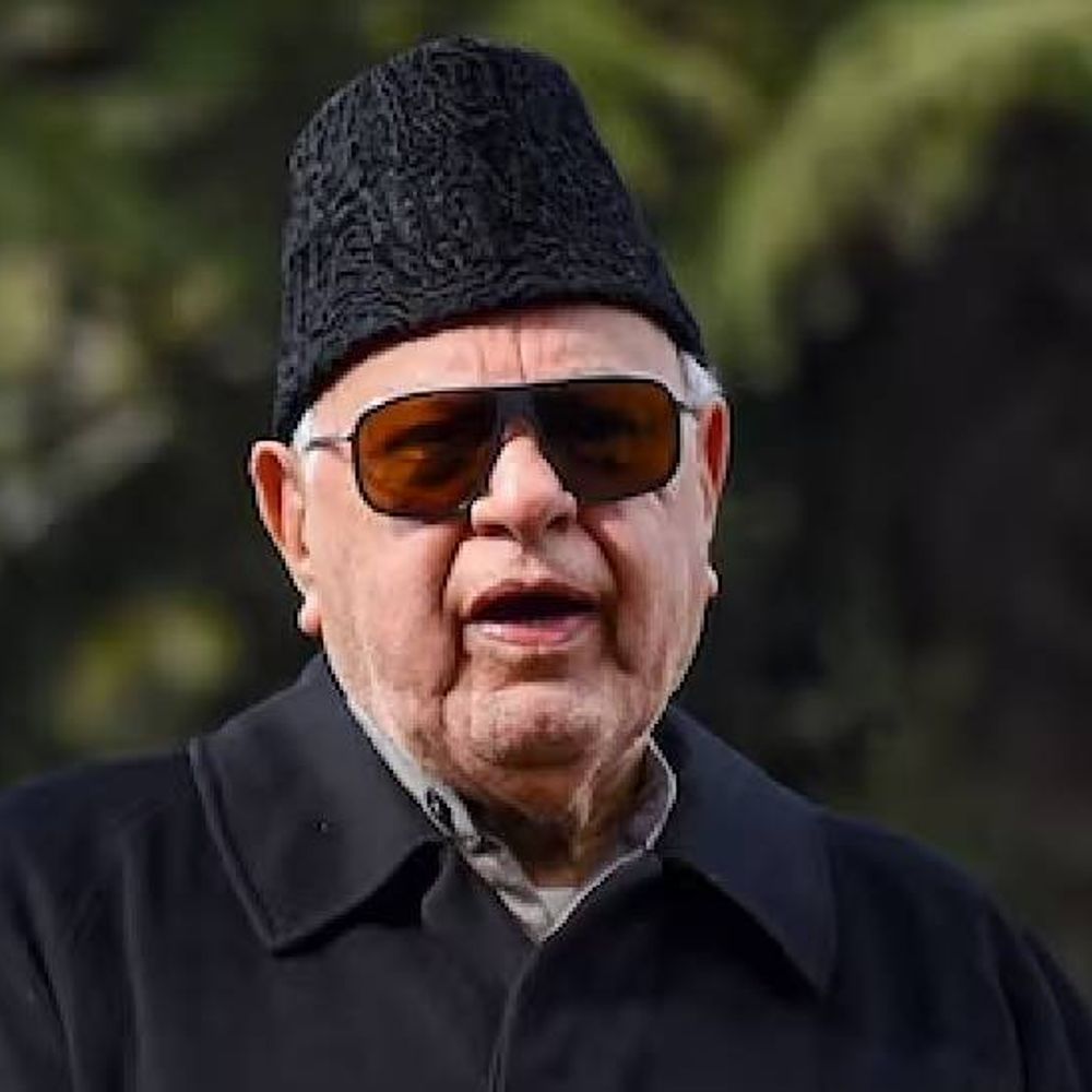 जम्मू में फारूक अब्दुल्ला के कार्यक्रम में फायरिंग:डिप्टी सीएम सुरिंदर चौधरी भी मौजूद थे; गोली चलाने वाला गिरफ्तार