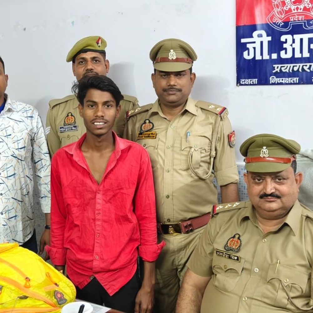 प्रयागराज में 30,500 की अवैध शराब पकड़ी गई:महिला समेत दो तस्कर गिरफ्तार, जंक्शन और छिवकी स्टेशन पर कार्रवाई