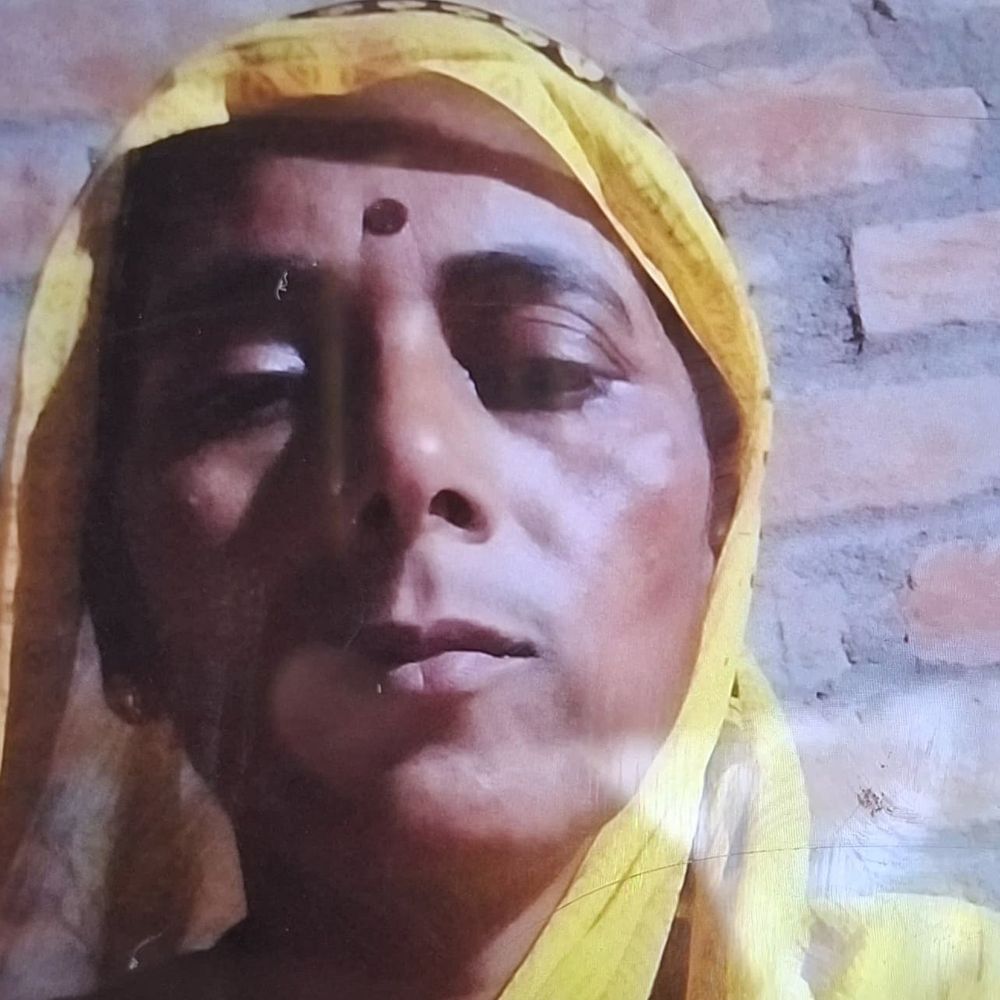 जालौन में ट्रक की चपेट में आई महिला:मानसिक बीमारी से पीड़ित, इलाज के दौरान मौत