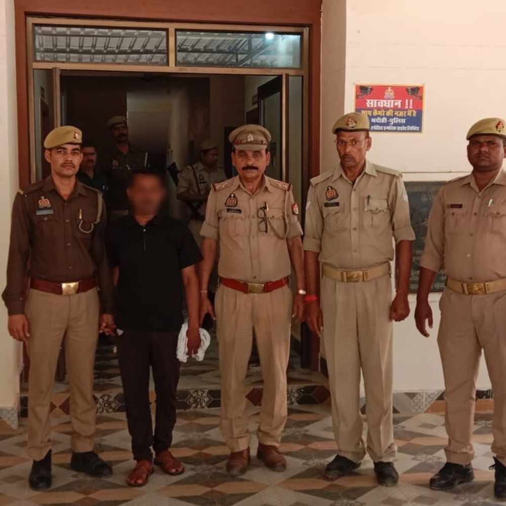 भदोही में पेट्रोल डालकर चौकीदार की हत्या:आरोपी कमलेश यादव गिरफ्तार, प्रधान के घर हुआ था विवाद