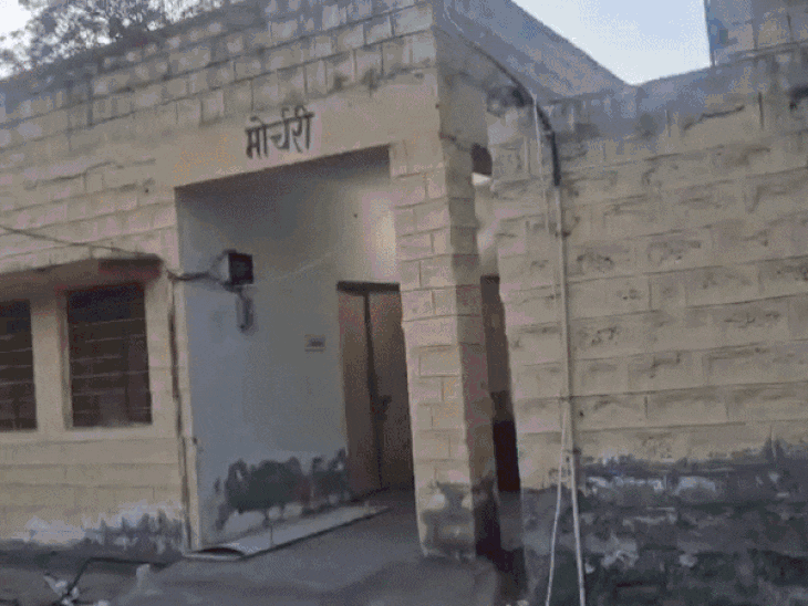 युवक की संदिग्ध-मौत, भाई का आरोप प्लानिंग से किया मर्डर:  पत्नी-पड़ोसी युवक ने बनाई योजना; मेडिकल बोर्ड से पोस्टमार्टम, पुलिस जुटी जांच में – Barmer News