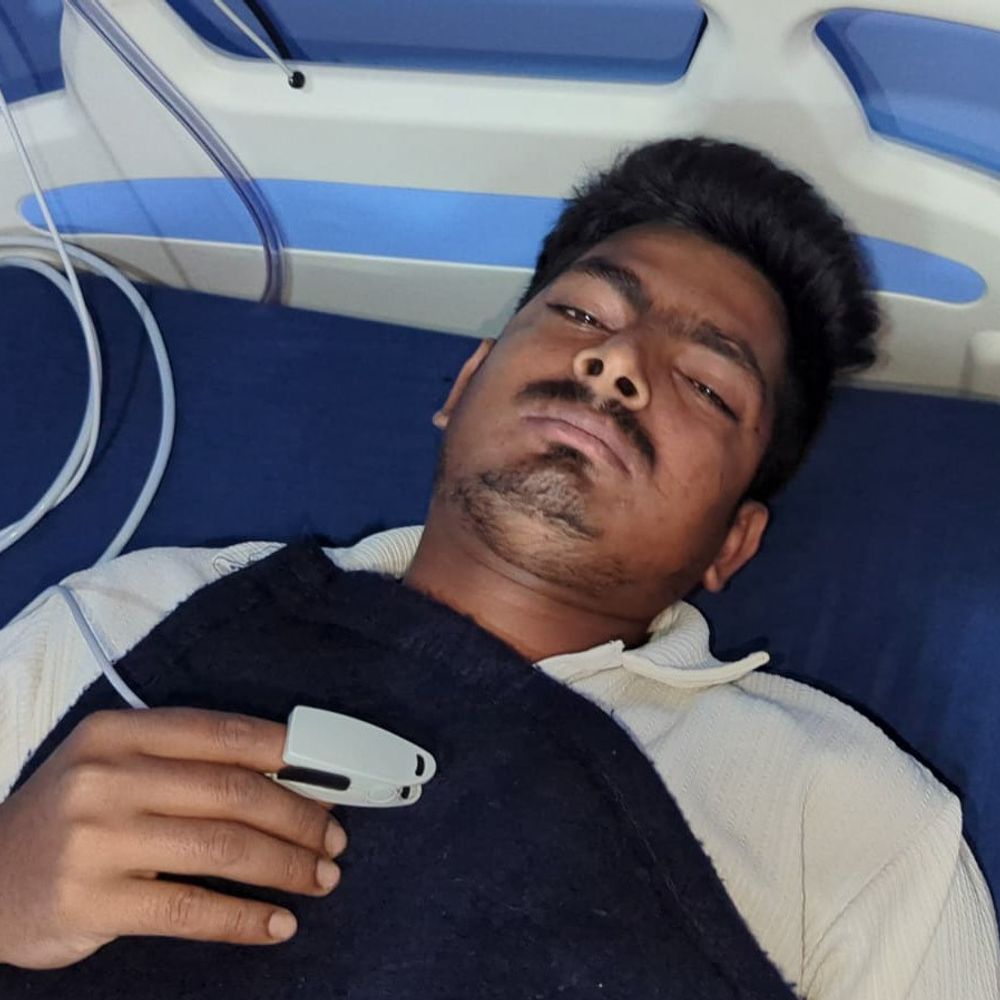 भोजपुर में शादी समारोह में हर्ष फायरिंग:एक युवक को पैर में लगी बुलेट, दोस्त के साथ भाई के लिए दवा लाने जा रहा था