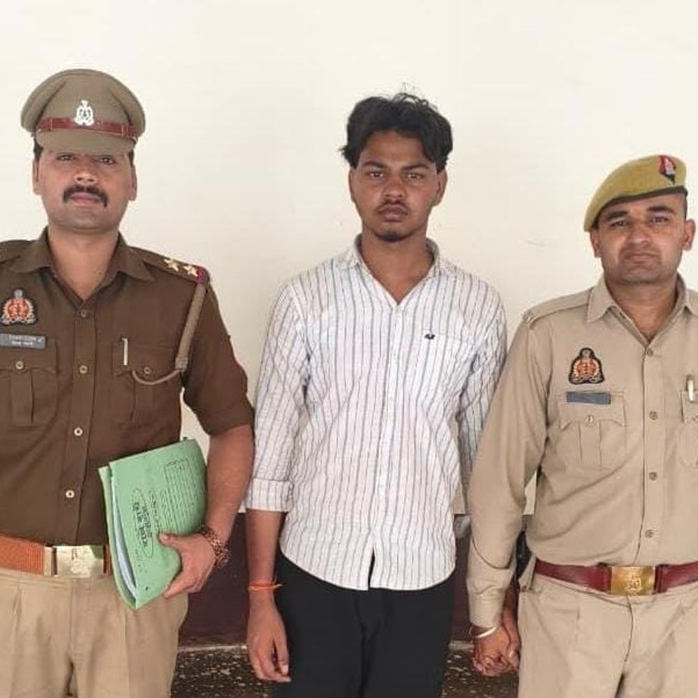एटा में जानलेवा हमला करने वाला आरोपी गिरफ्तार:पुलिस ने बरामद किया अवैध तमंचा, युवक को भेजा जेल